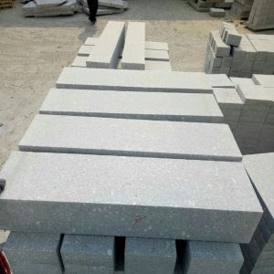 Chwistrellwch Kerbstone Llwyd